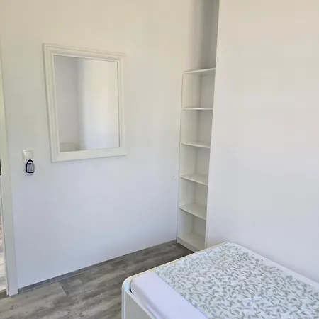 Apartment Victory 2 *